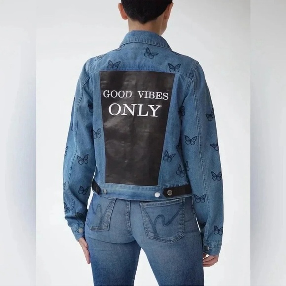 SAMANTHA SIPOS Good Vibes Denim
Jacket large - Picture 3 of 13